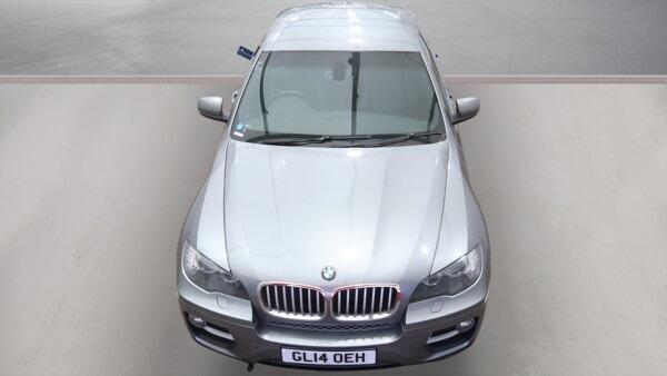 BMW X6 view 11