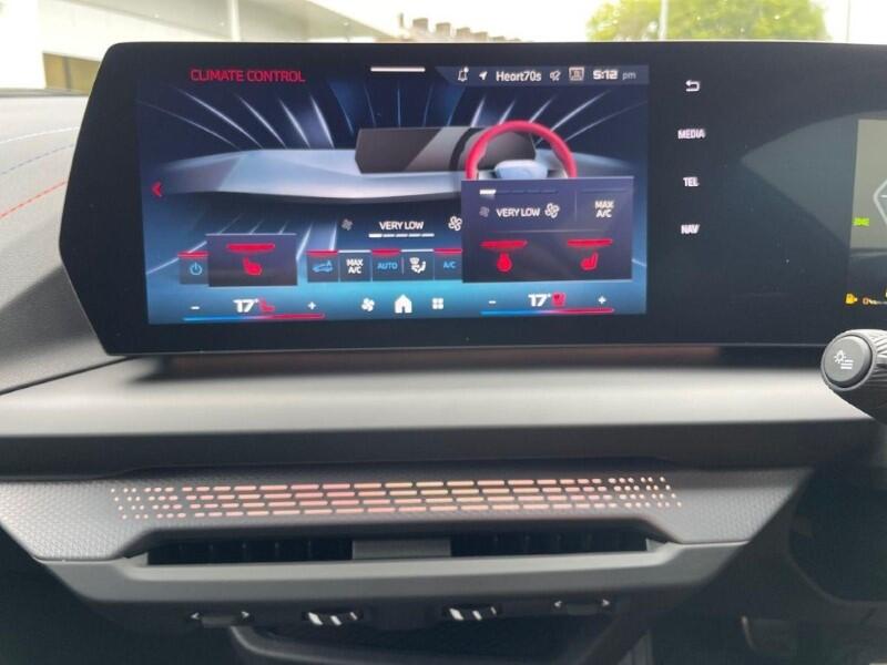 BMW 1 Series view 30