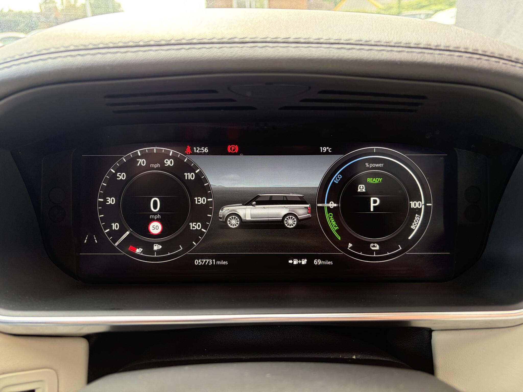 Land Rover Range Rover view 21