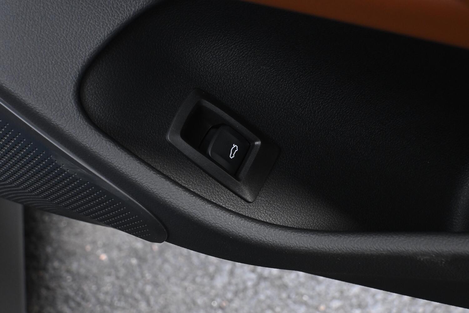BMW I4 view 32