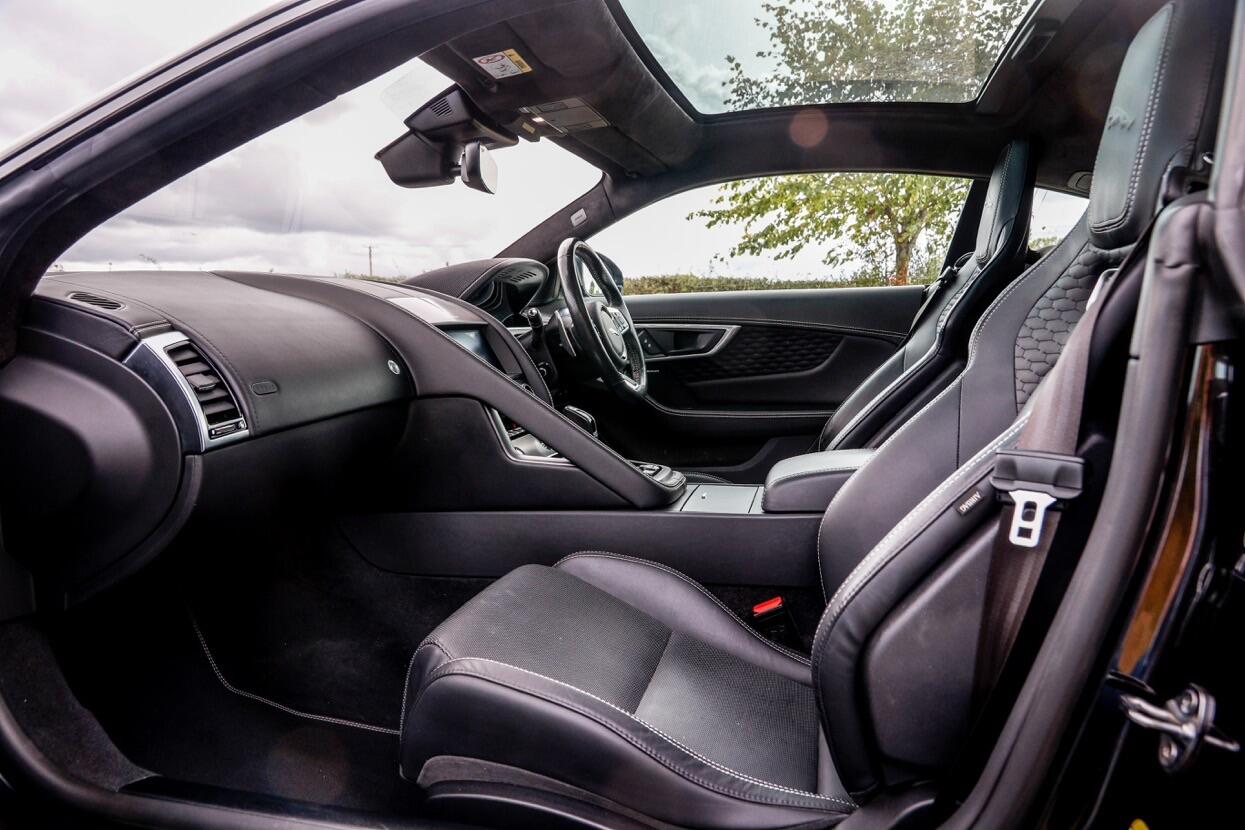 Jaguar F-Type view 8