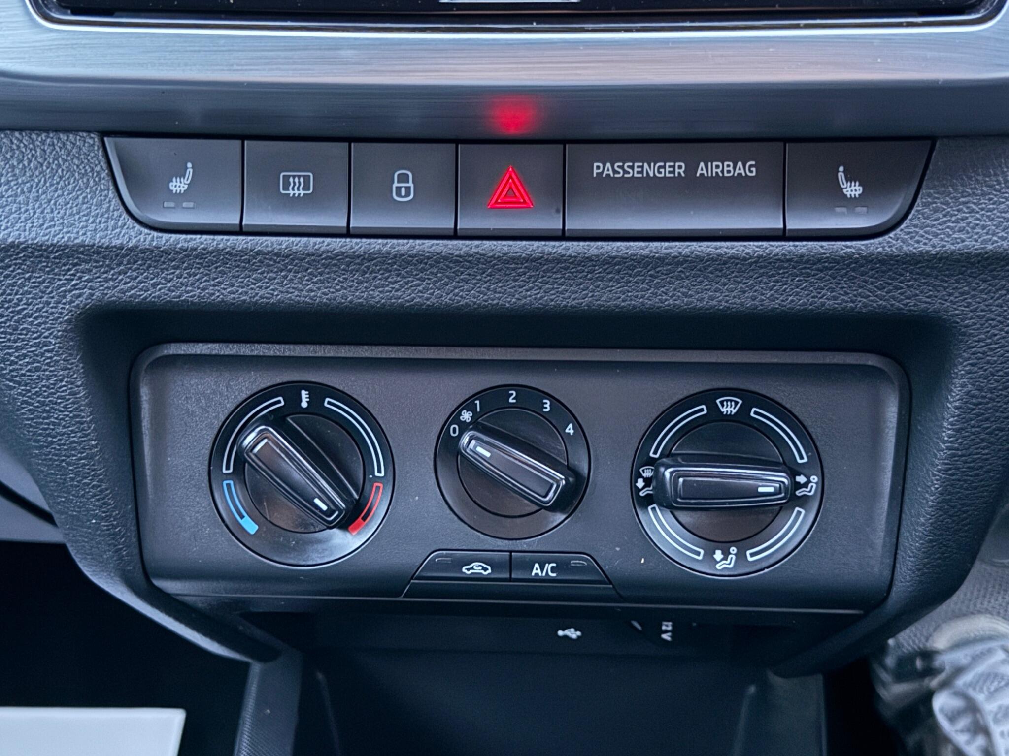 Skoda Fabia - Image 56