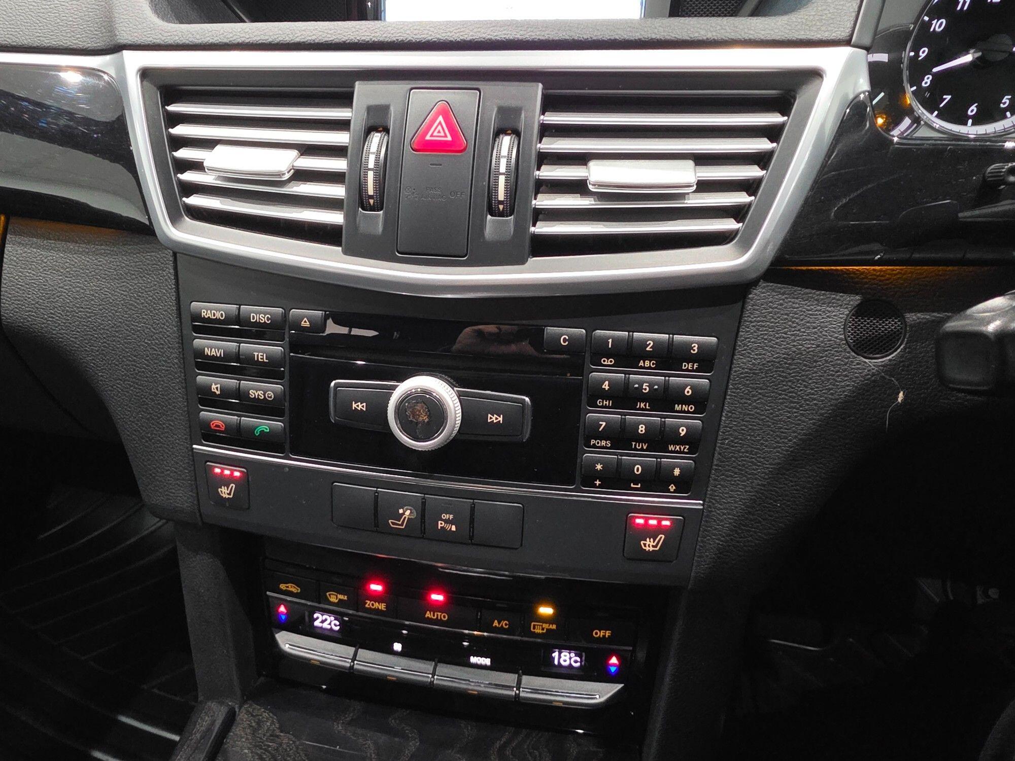 Mercedes-Benz E-Class view 34