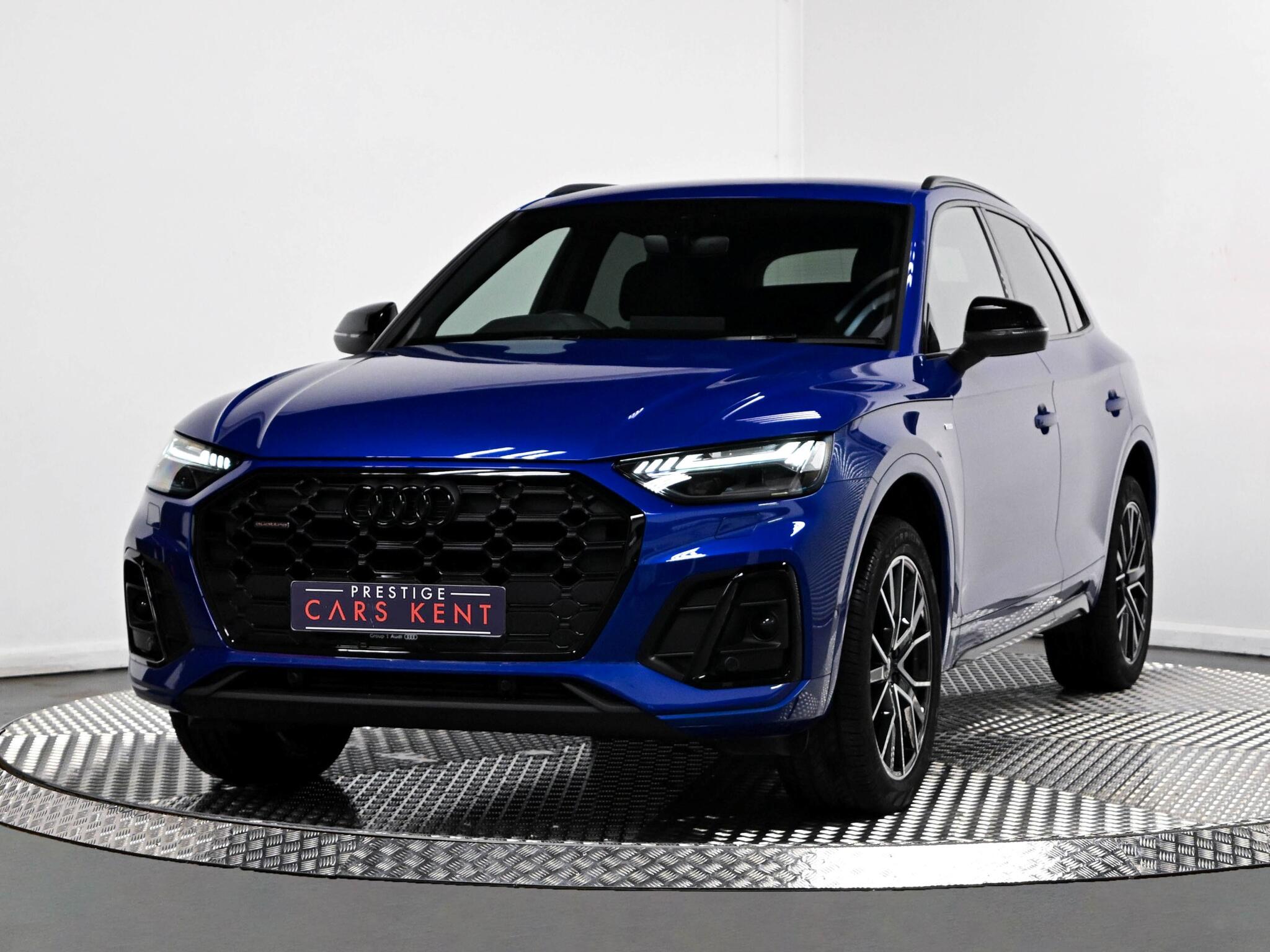 Audi Q5 view 6