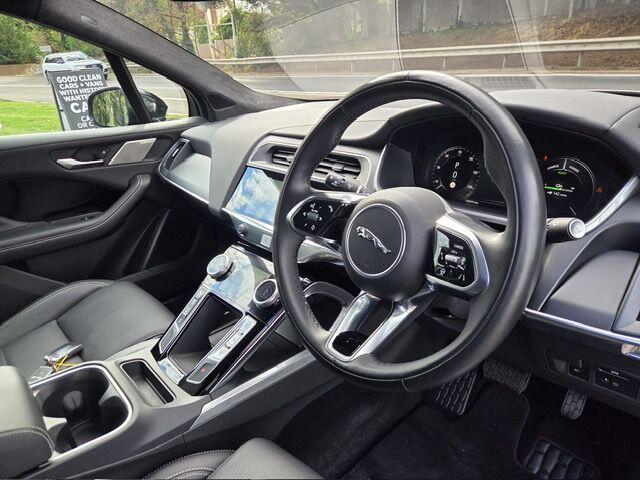 Jaguar I-Pace view 19