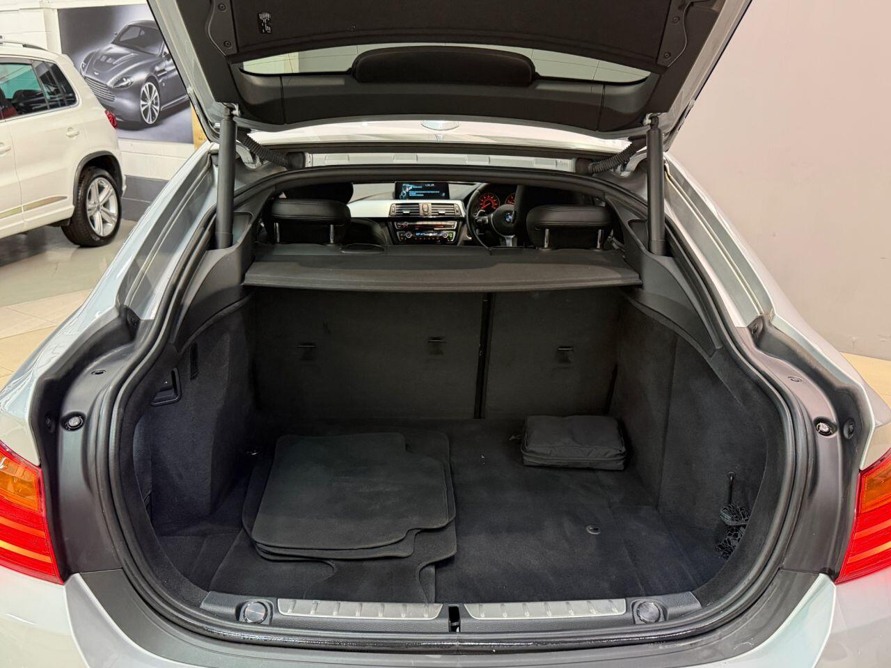 BMW 4 Series view 29