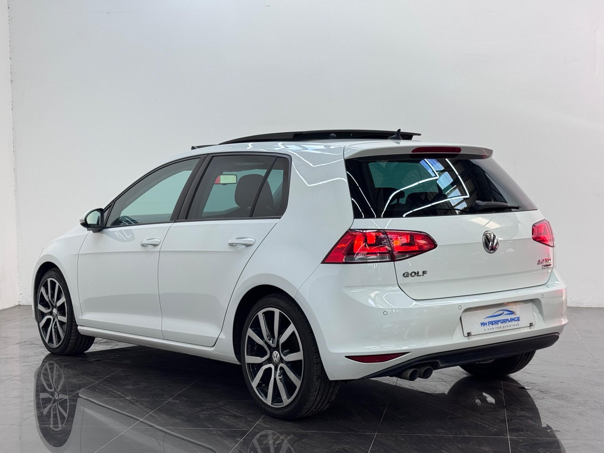 Volkswagen Golf view 48