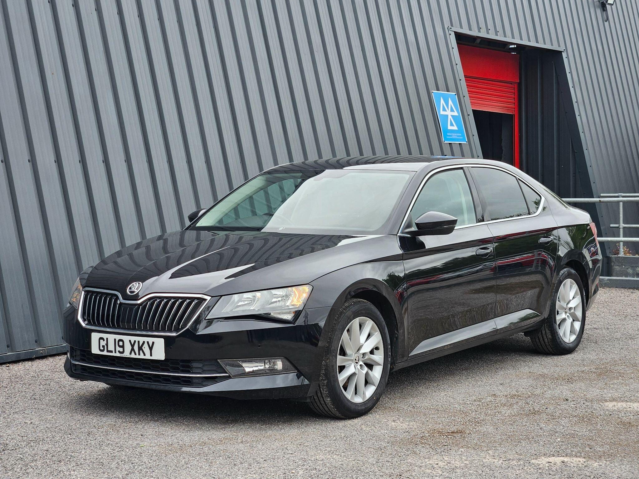 2019 Skoda Superb image 7