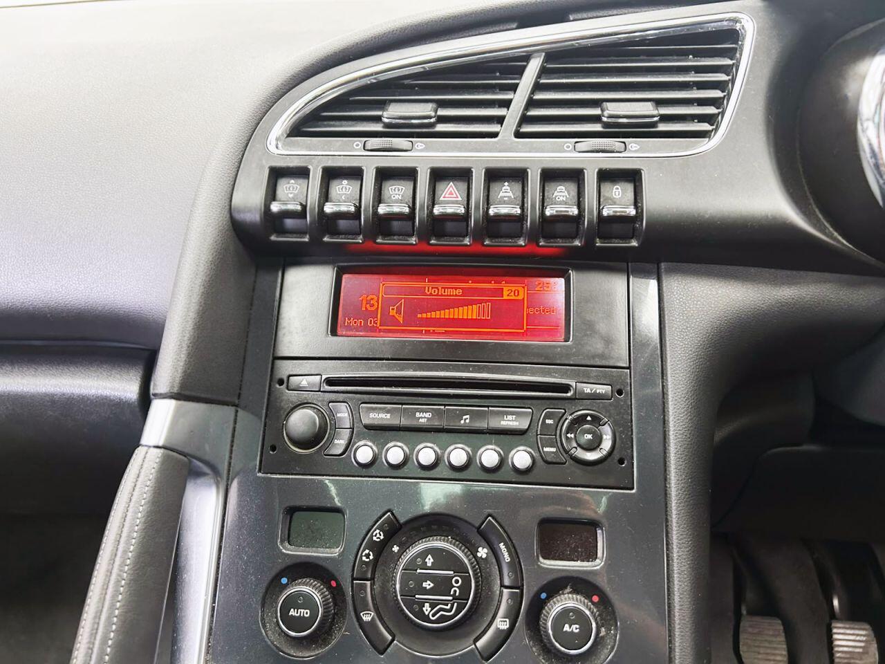 Peugeot 3008 view 17