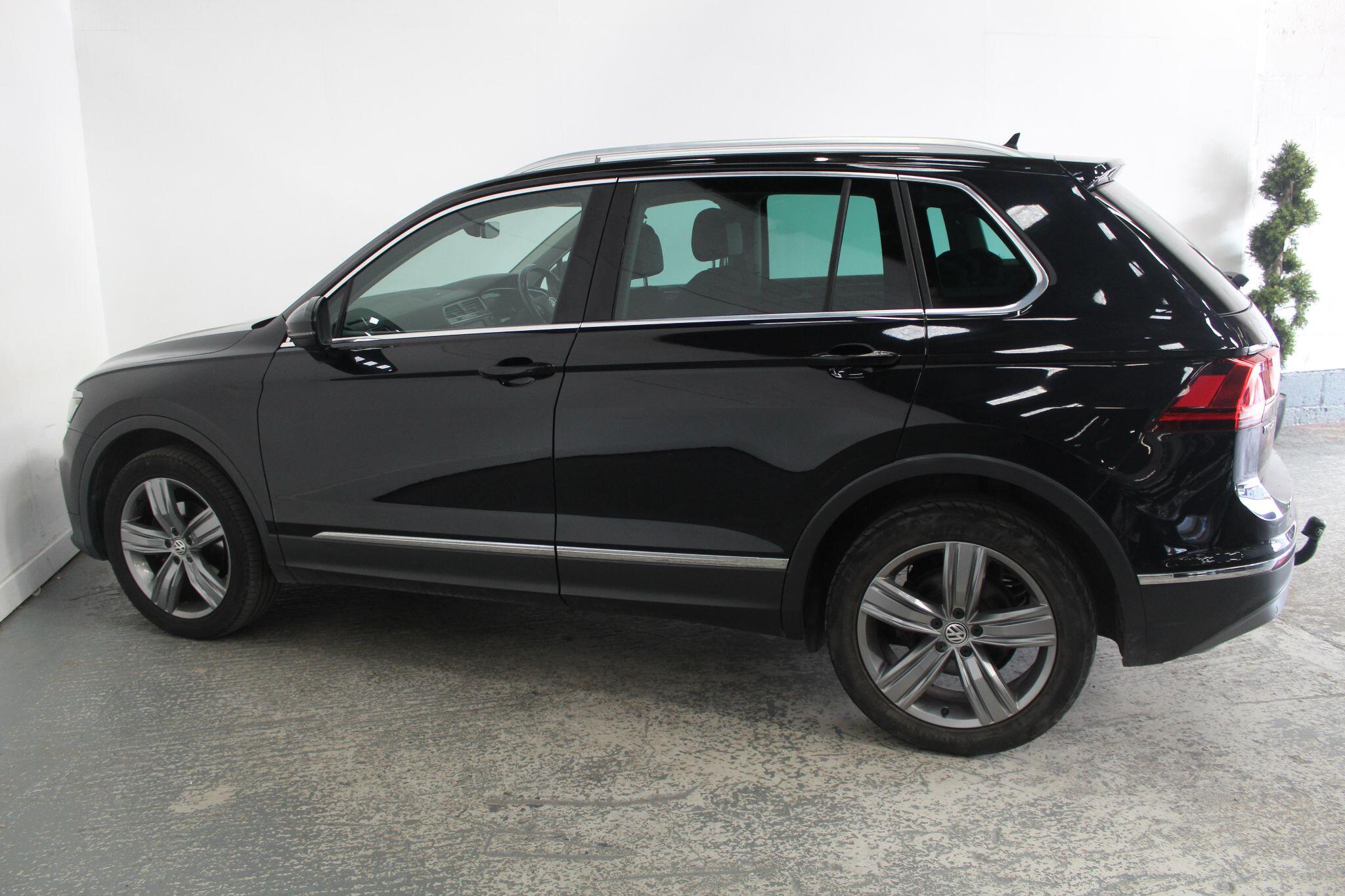 Volkswagen Tiguan view 10