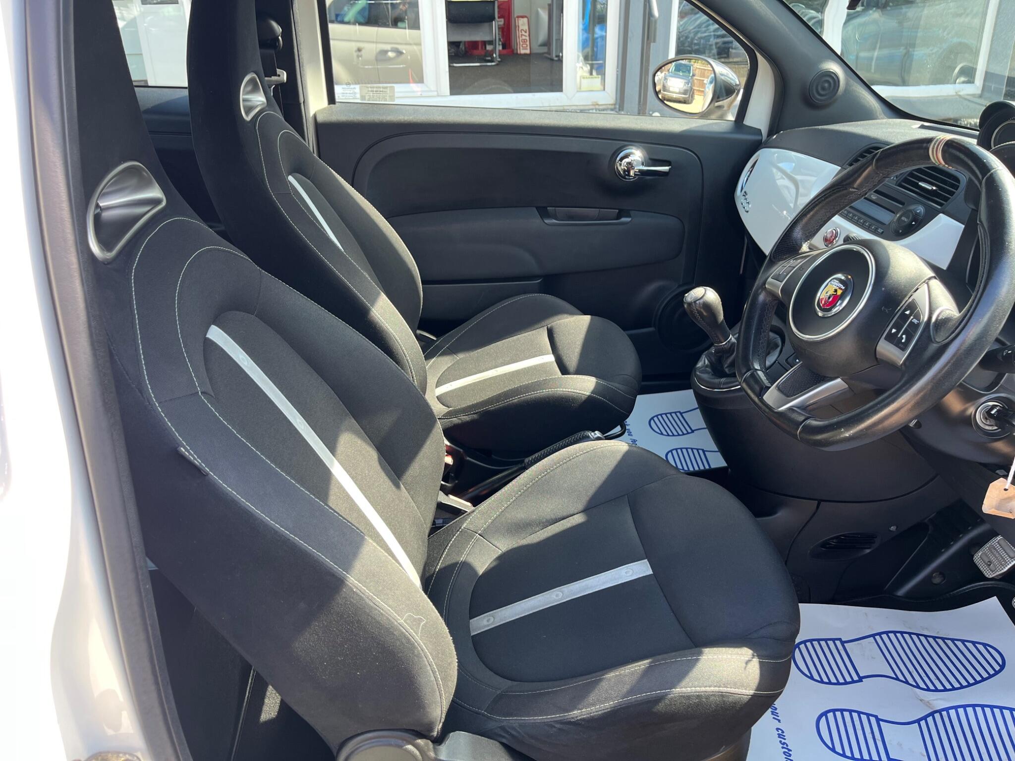 Abarth 595 view 11