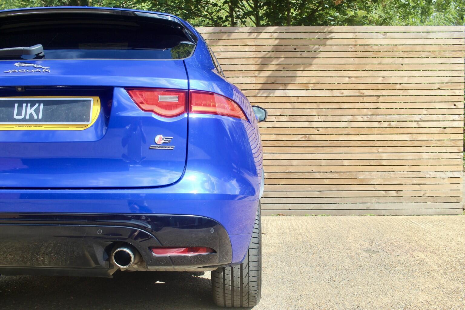 Jaguar F-Pace view 38
