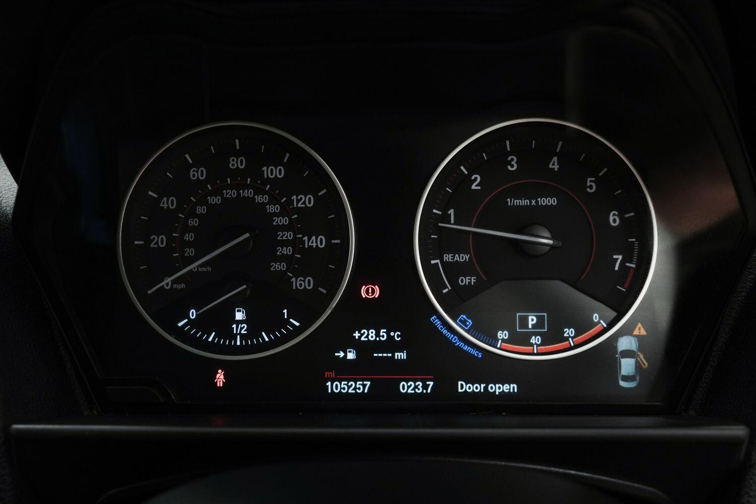 BMW 2 Series view 25
