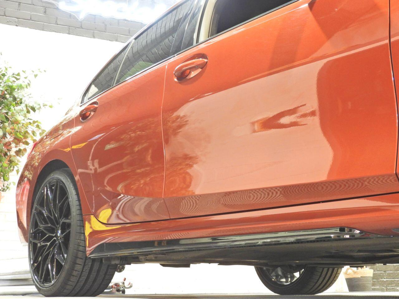 BMW 3 Series view 18