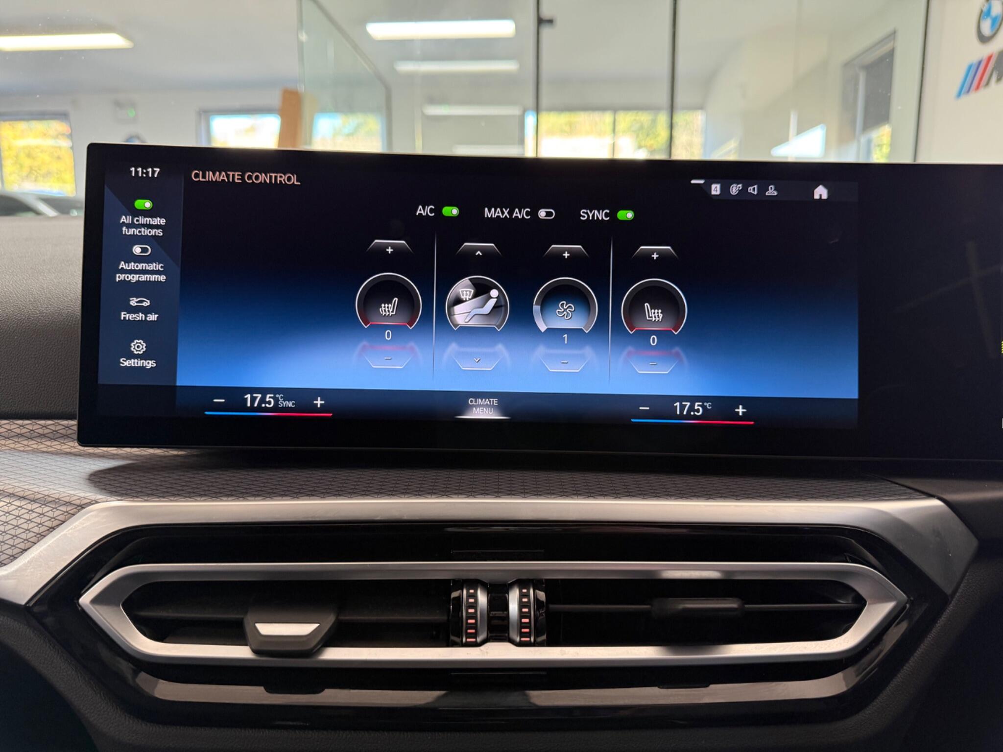 BMW 3 Series view 7