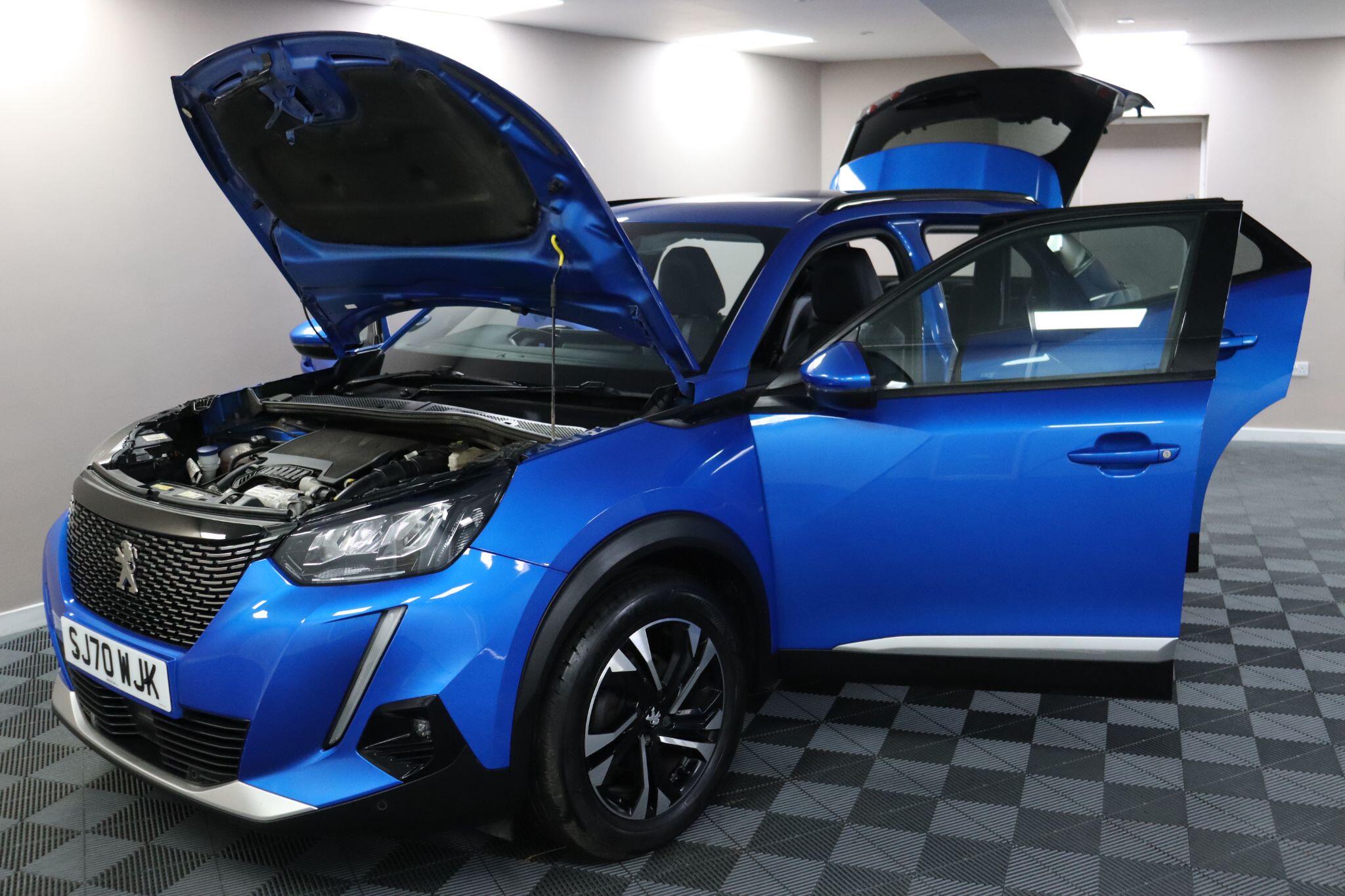Peugeot 2008 view 16