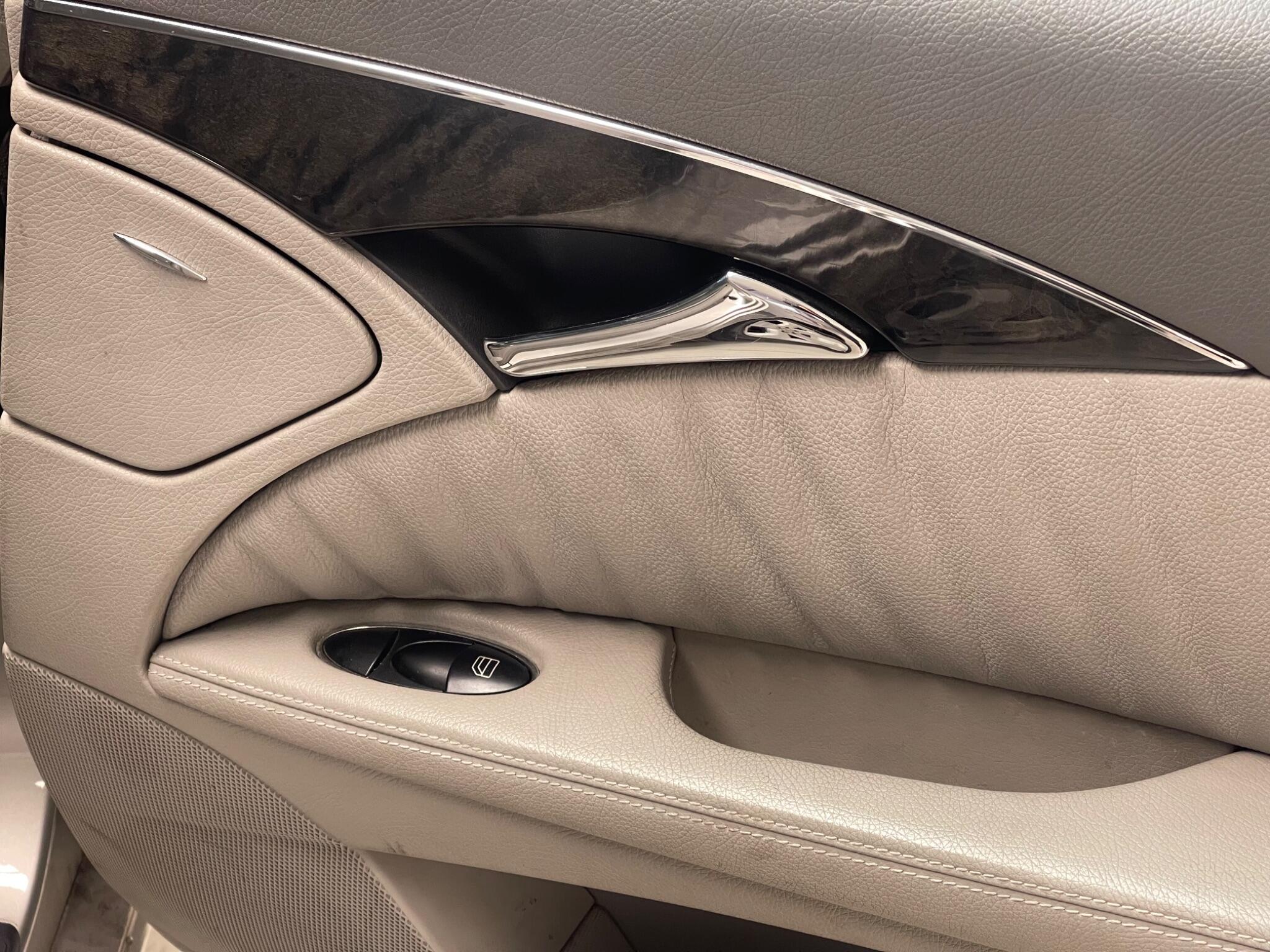 Mercedes-Benz E-Class view 18