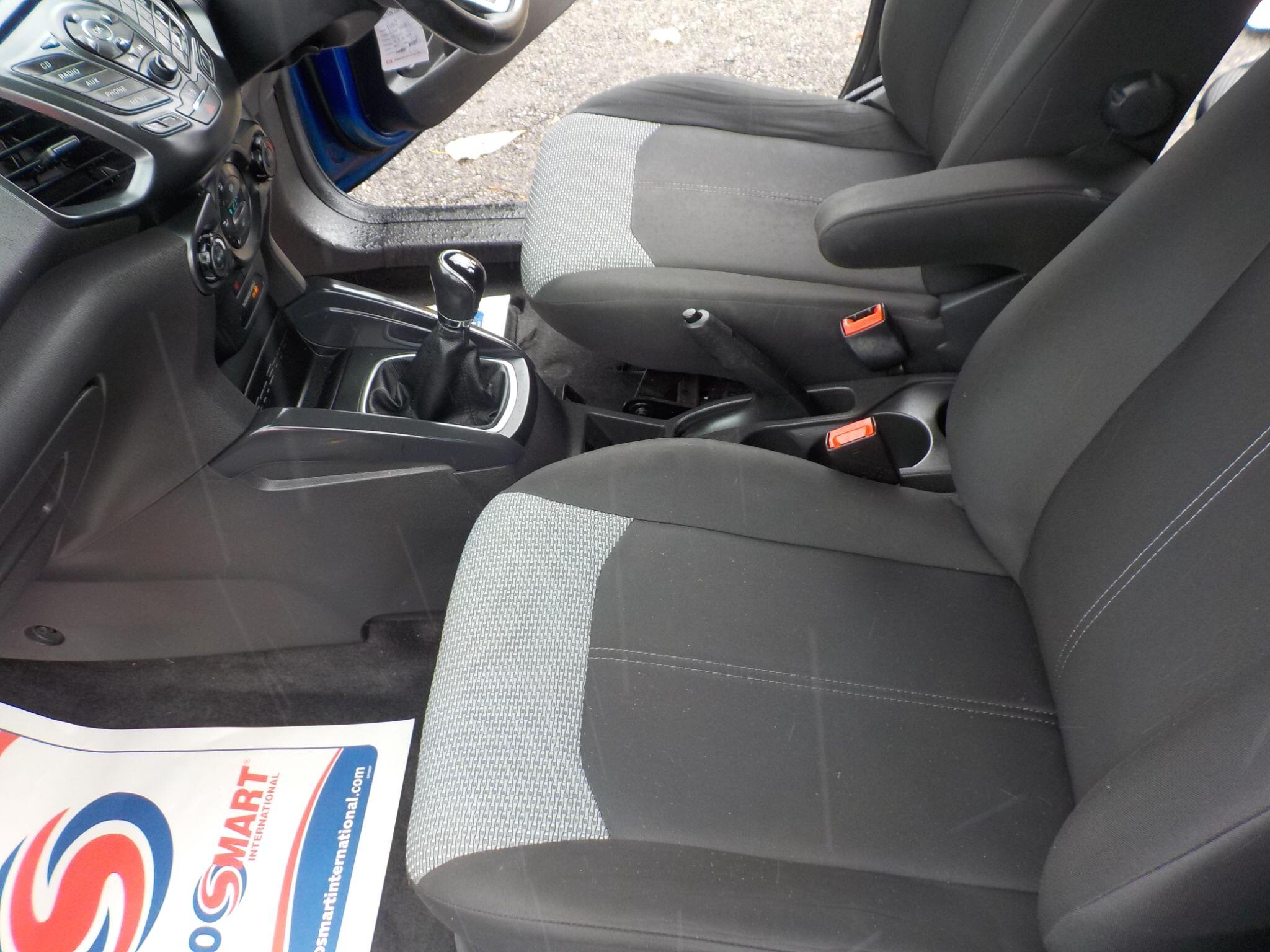 Ford EcoSport 1.5 Zetec 2WD Euro 5 5dr