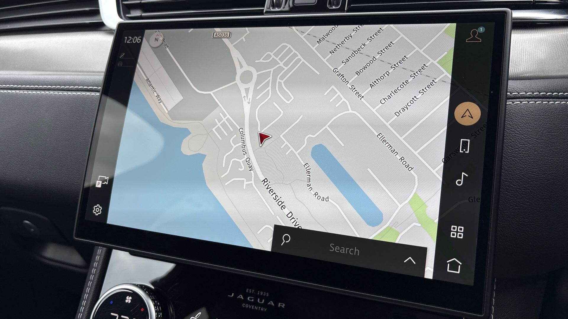 Jaguar F-Pace view 11