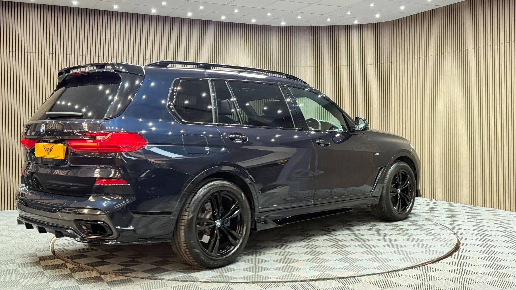 BMW X7 view 48