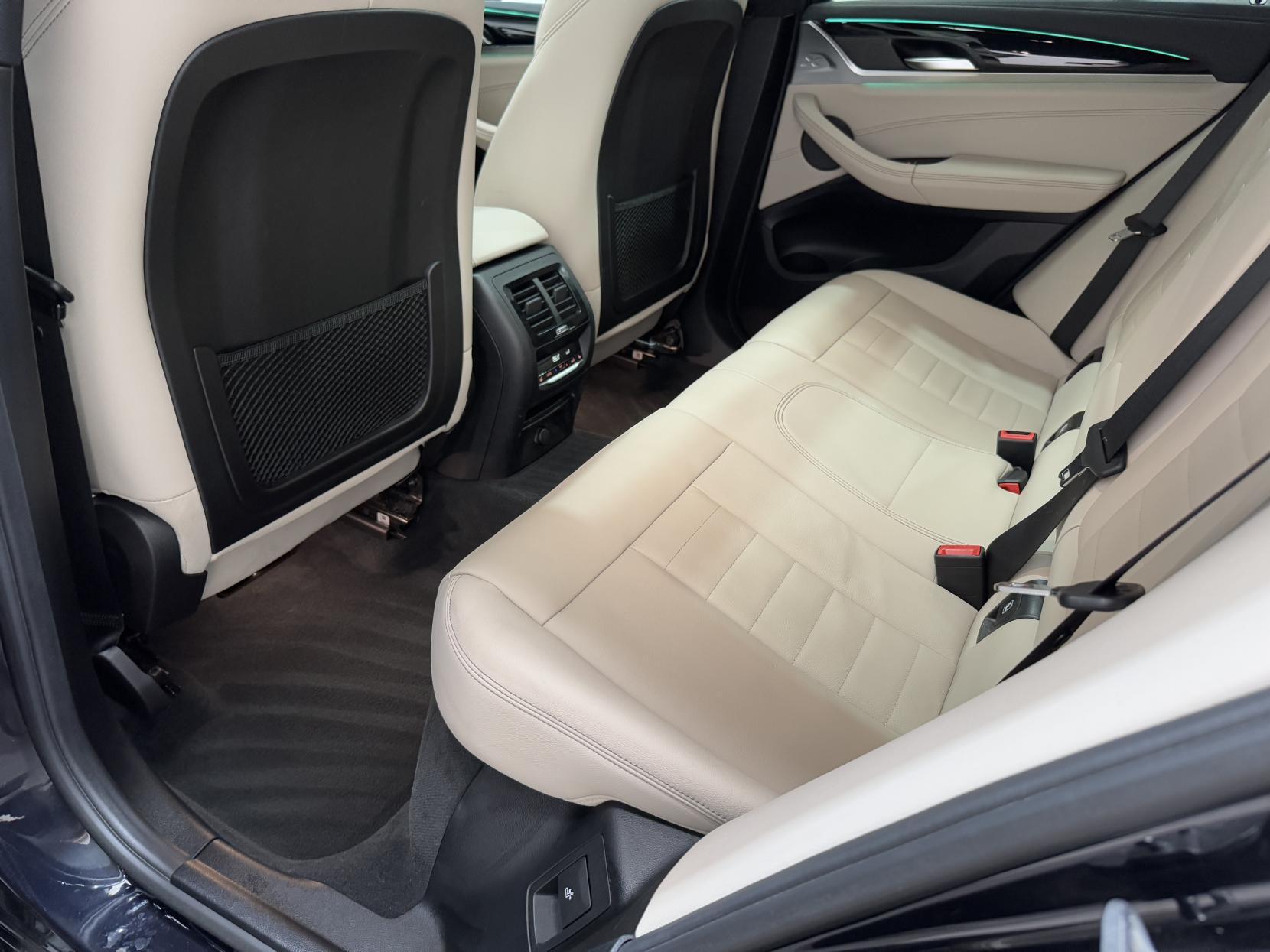 BMW X4 view 63