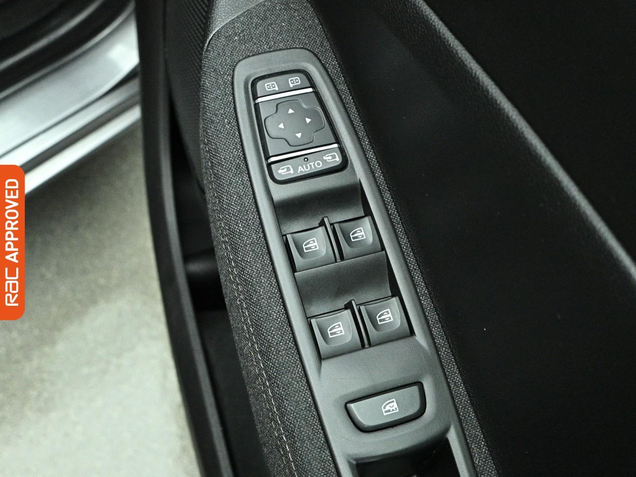 Renault Zoe view 24