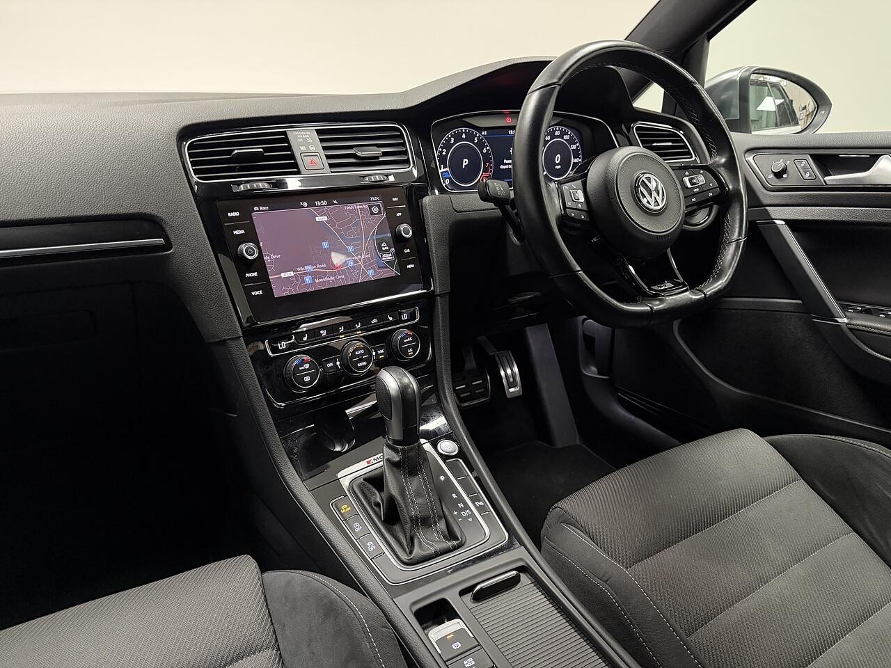Volkswagen Golf view 25