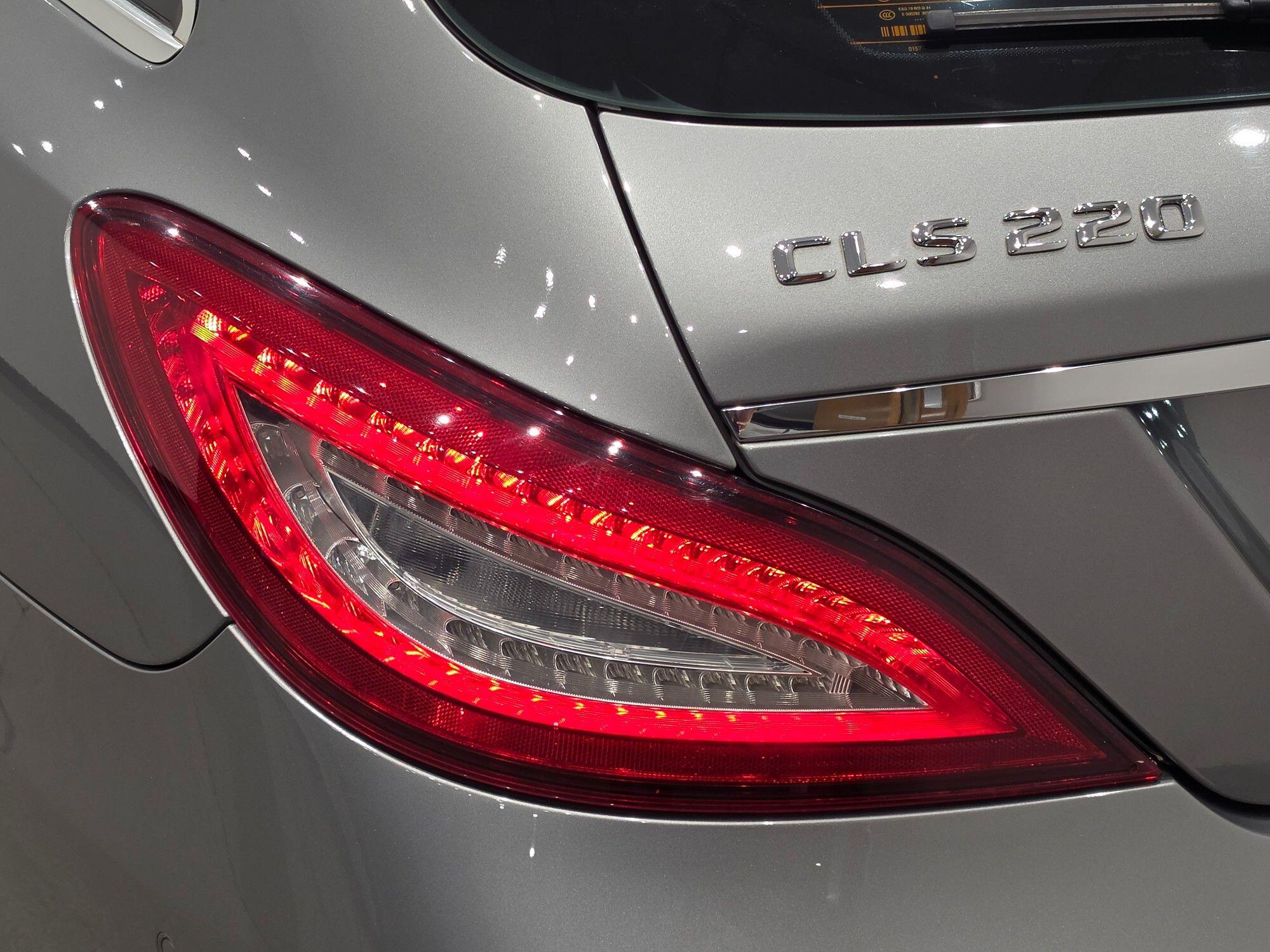 Mercedes-Benz CLS view 82