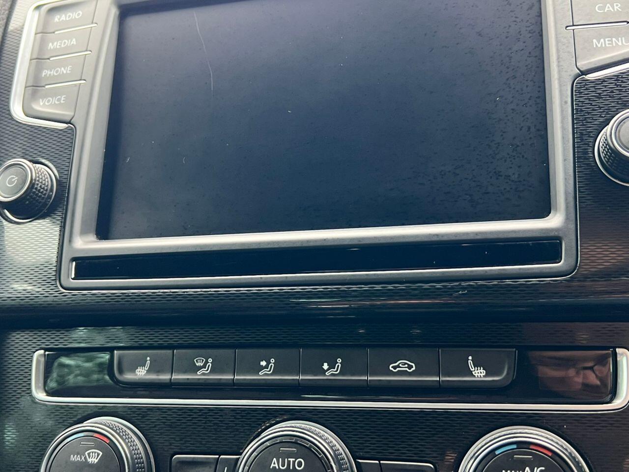 Volkswagen Golf view 33