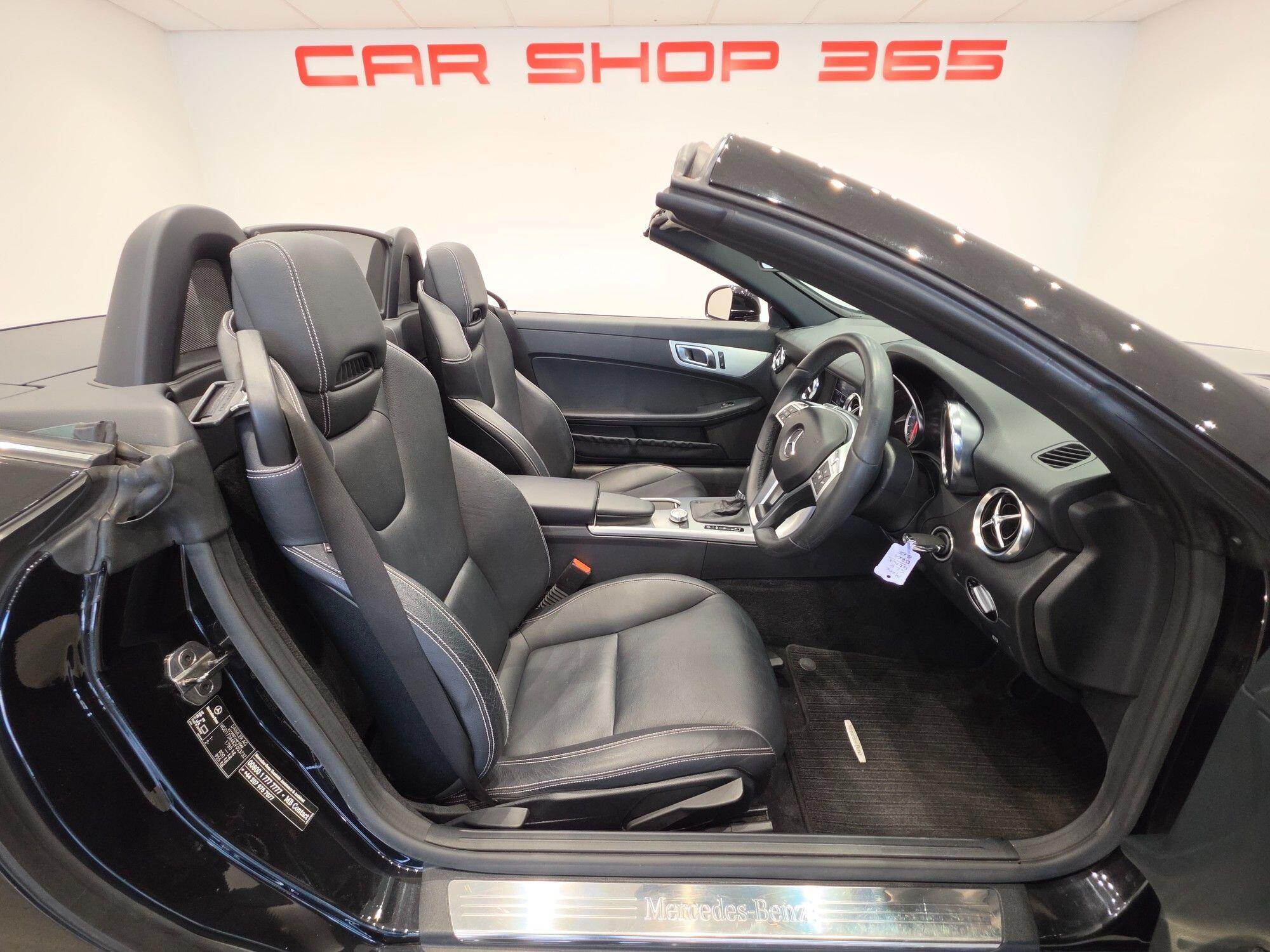 Mercedes-Benz SLK view 15