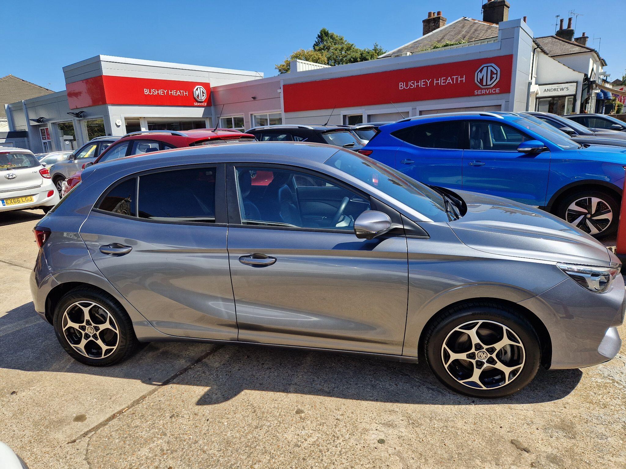 MG MG3 view 3