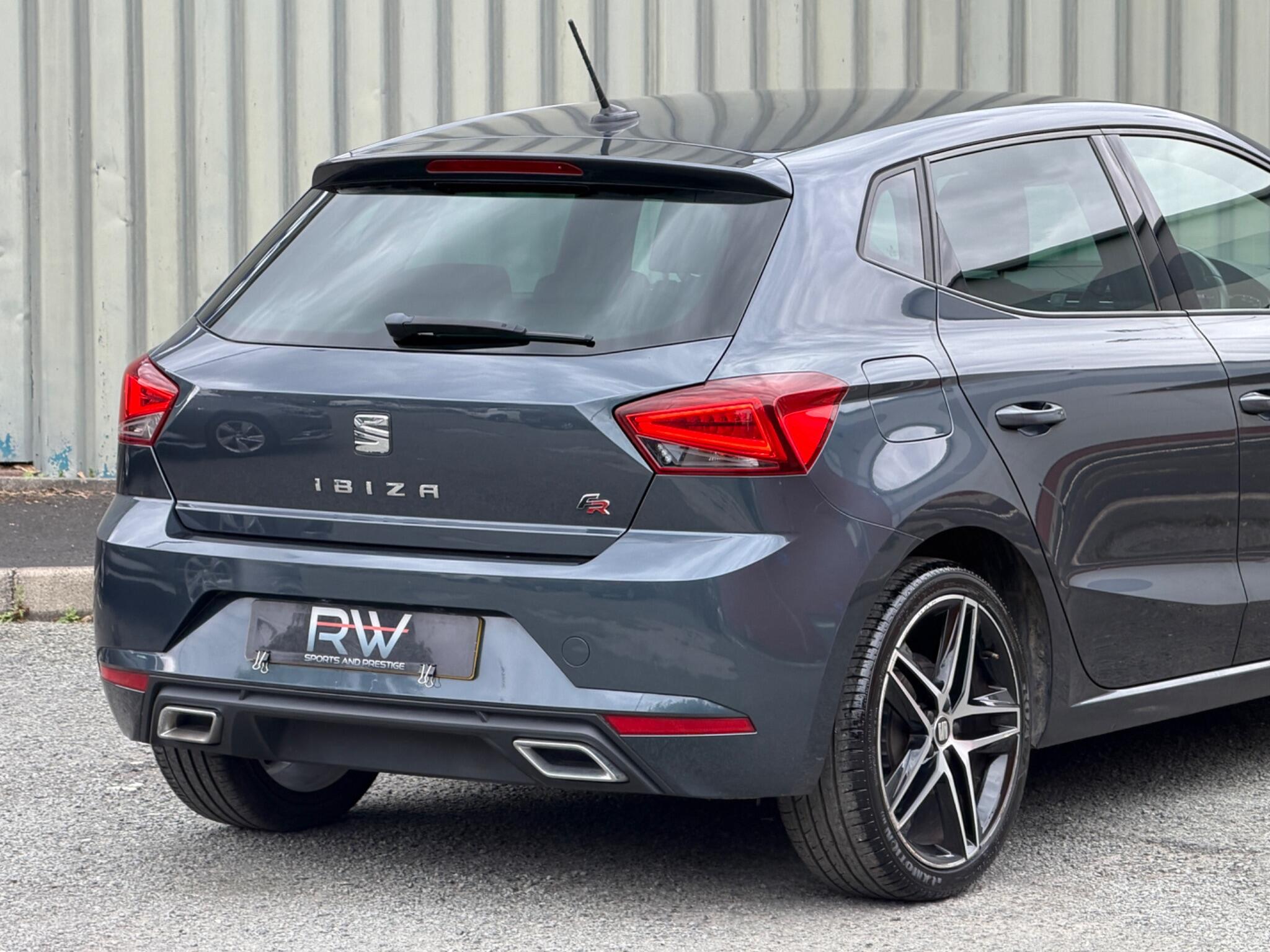 Seat Ibiza view 32