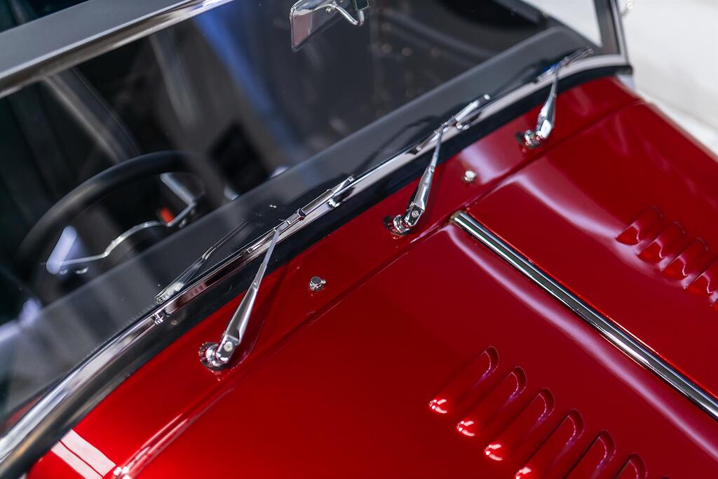 Morgan Plus Eight view 23
