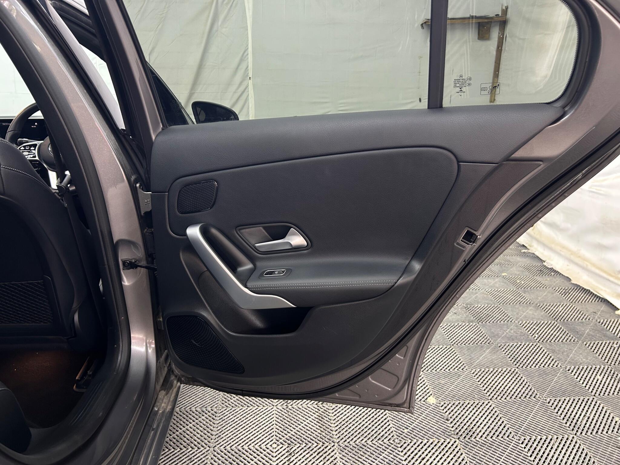 Mercedes-Benz A Class view 29