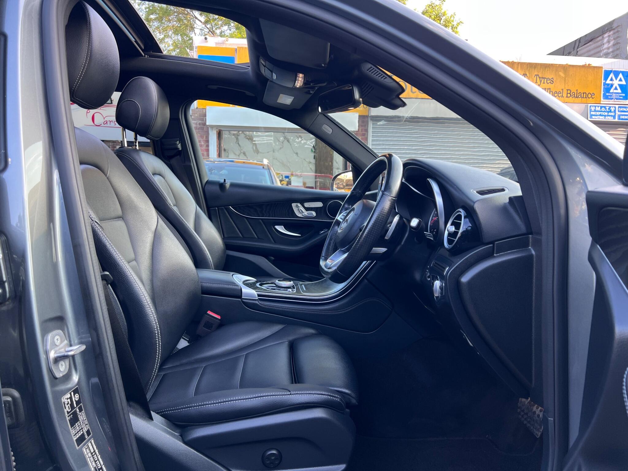 Mercedes-Benz GLC view 17