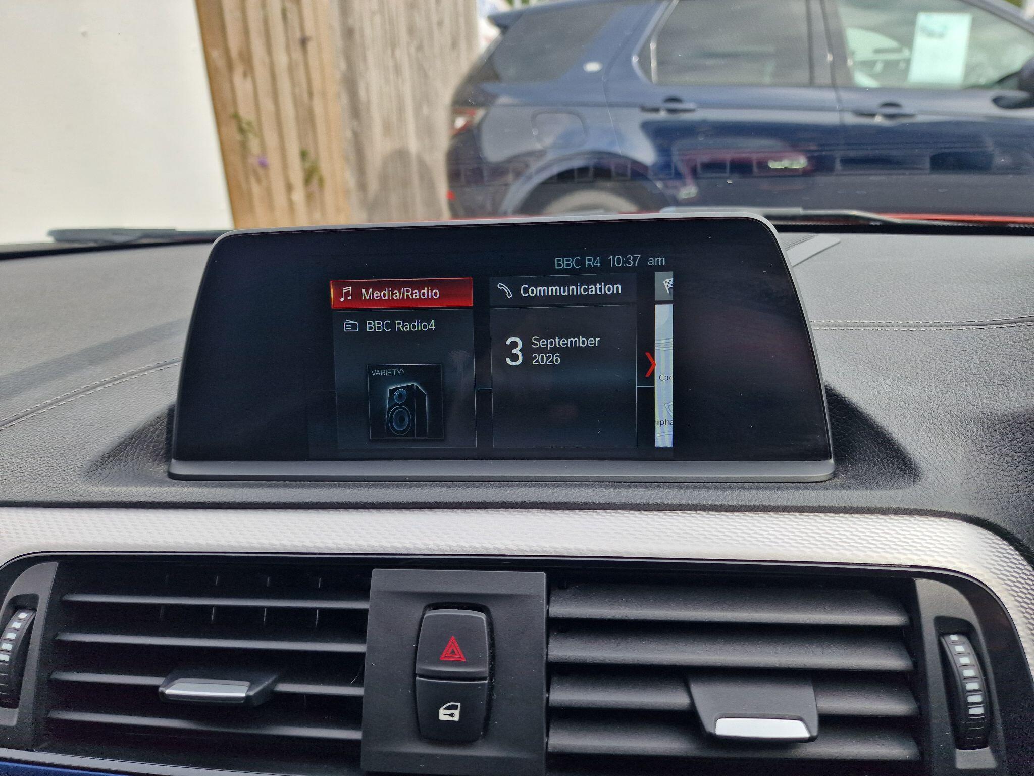 BMW 1 Series view 8