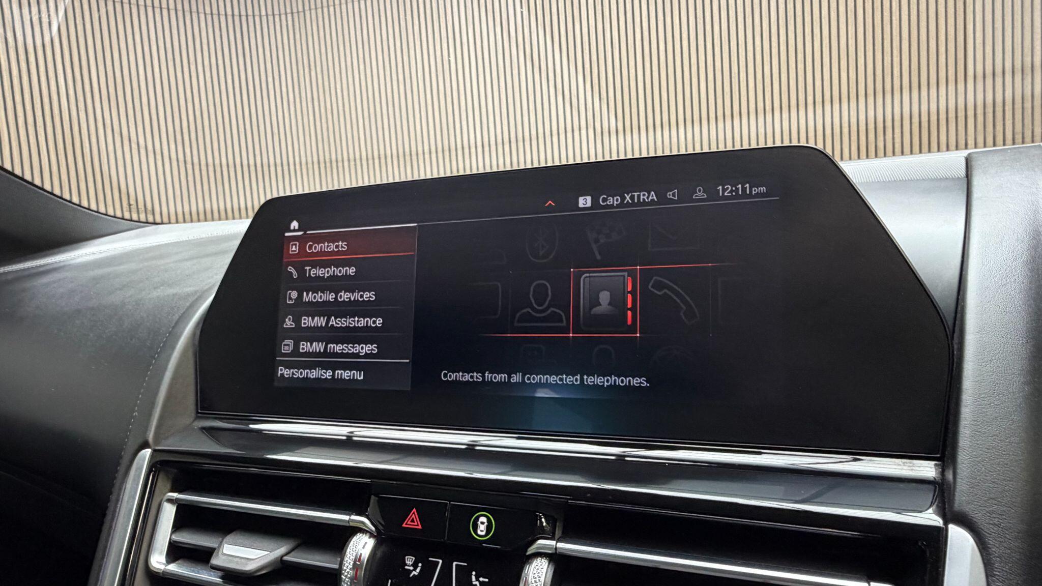 BMW 8 Series view 23