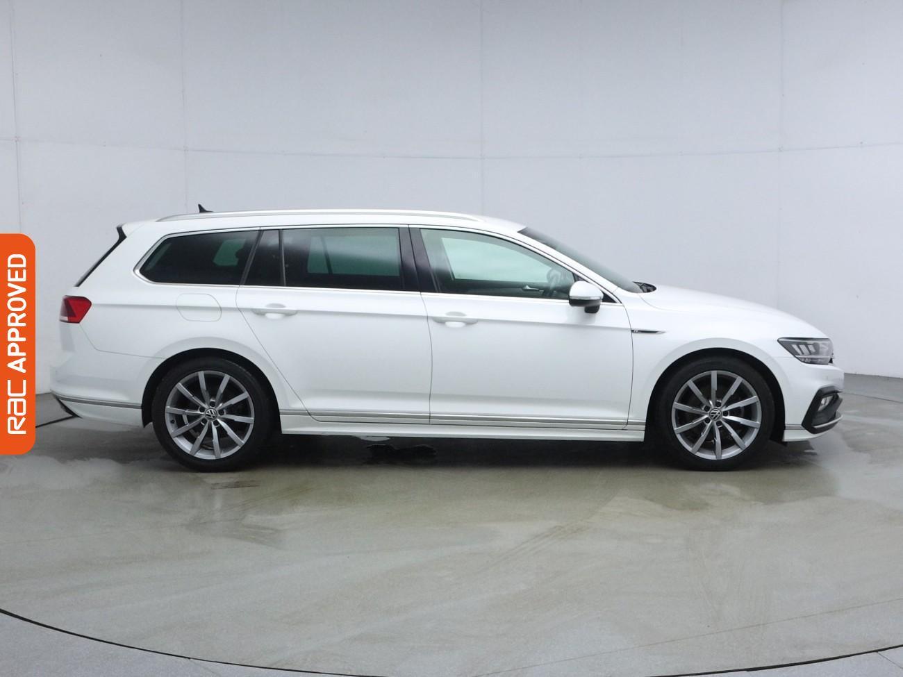 Volkswagen Passat view 6