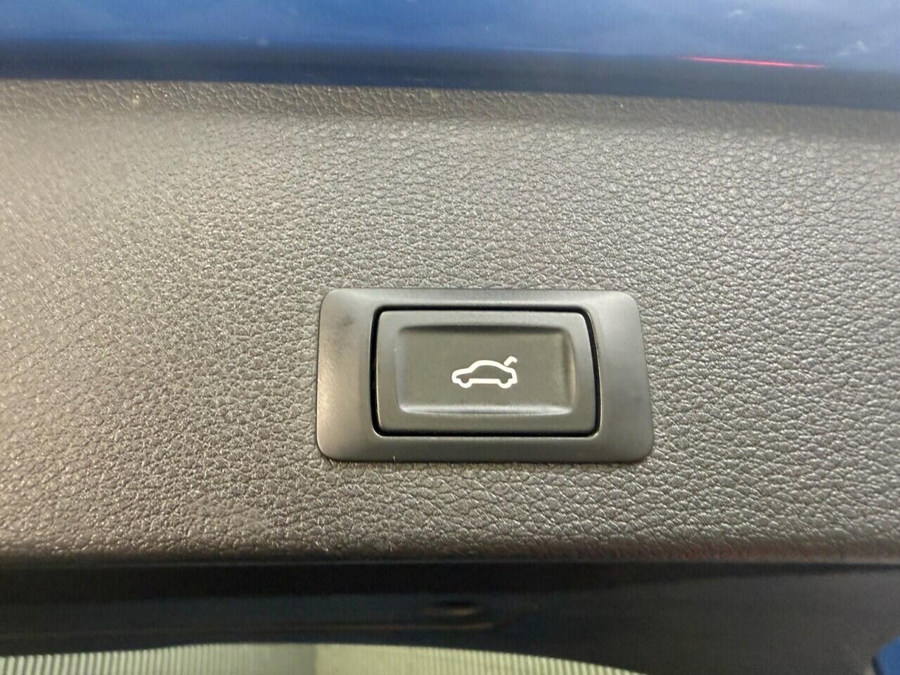 Audi Q2 view 39