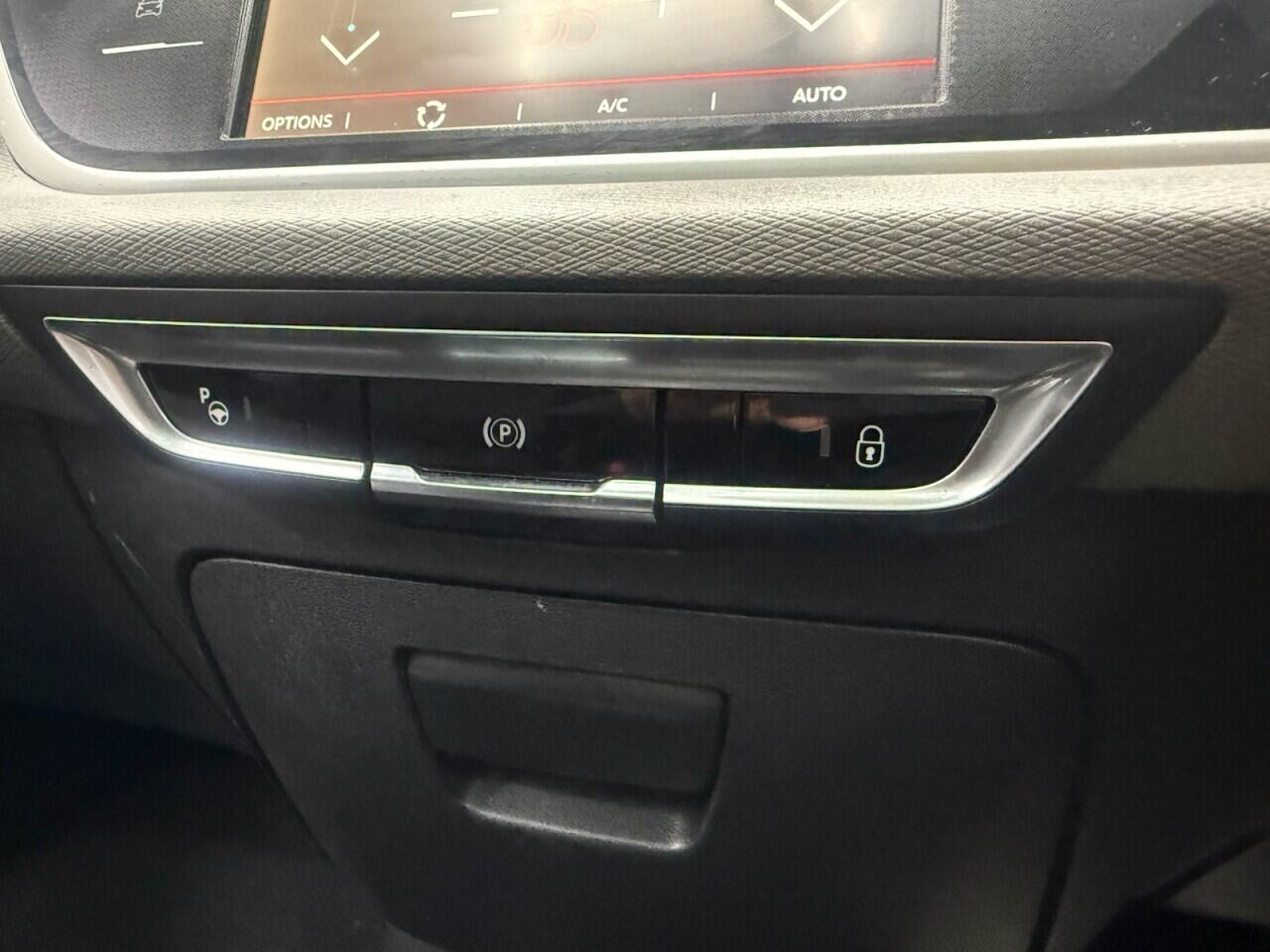 Citroen Grand C4 Spacetourer view 22