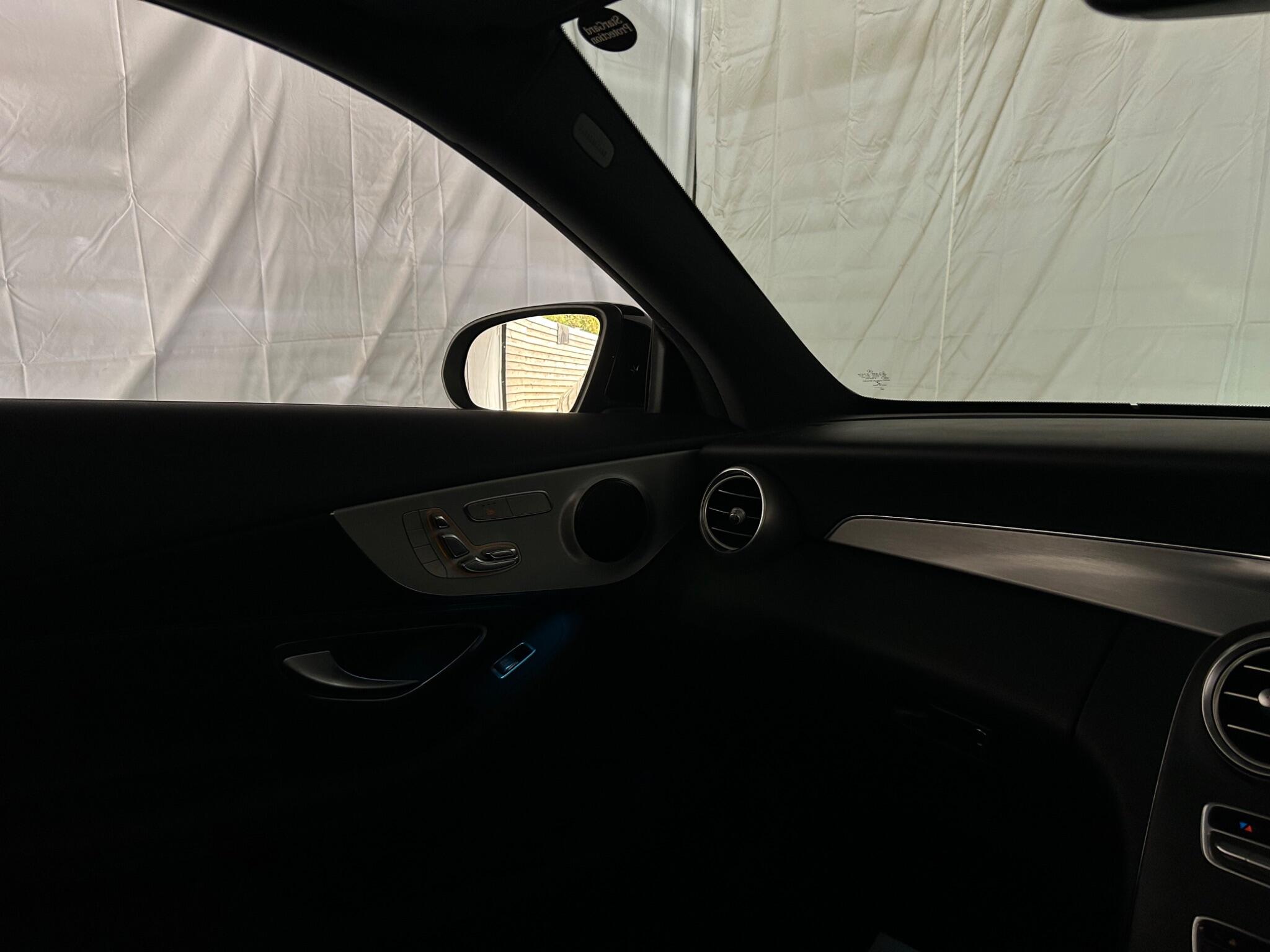 Mercedes-Benz C-Class view 21