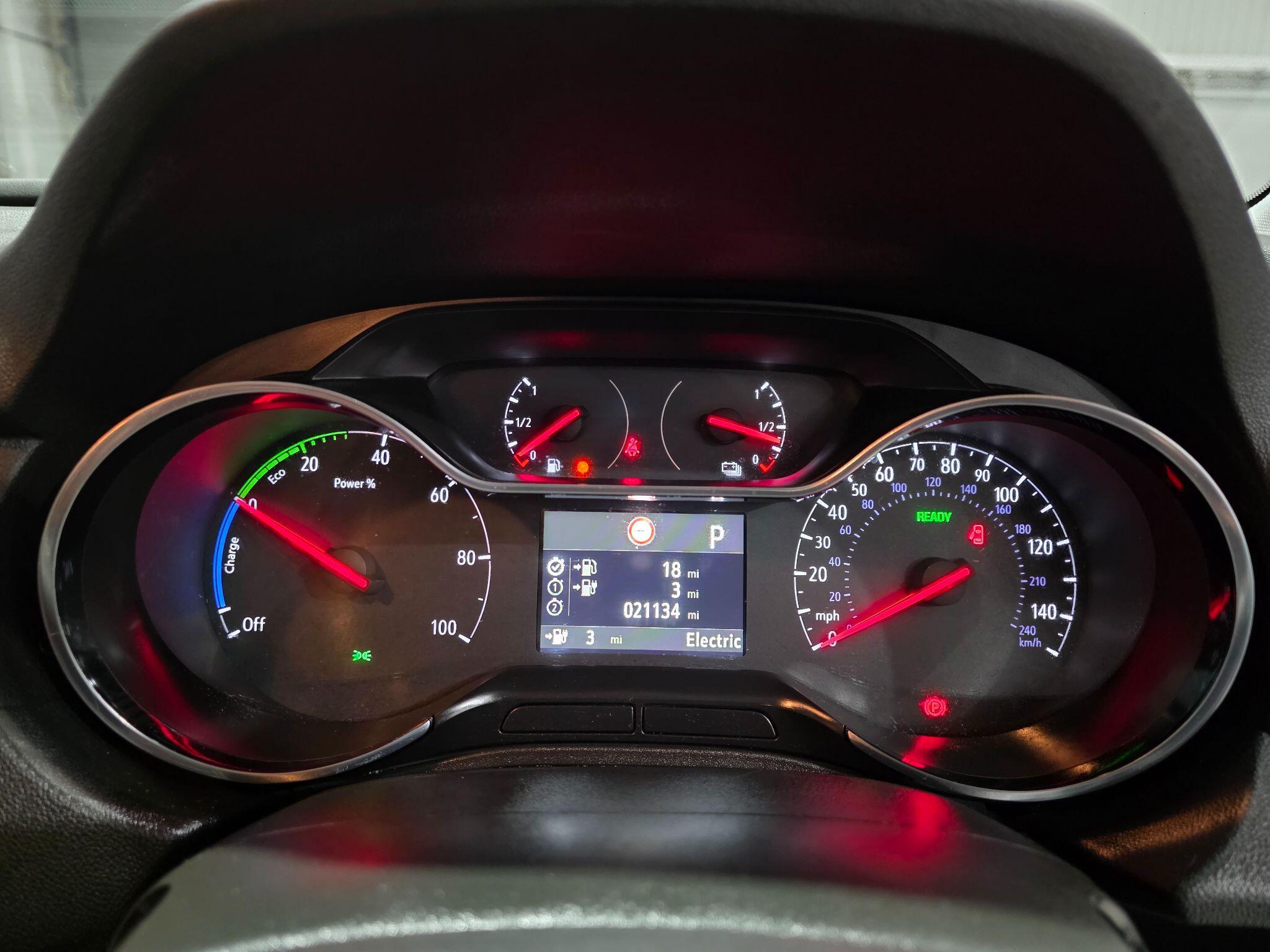 Vauxhall Grandland X view 12