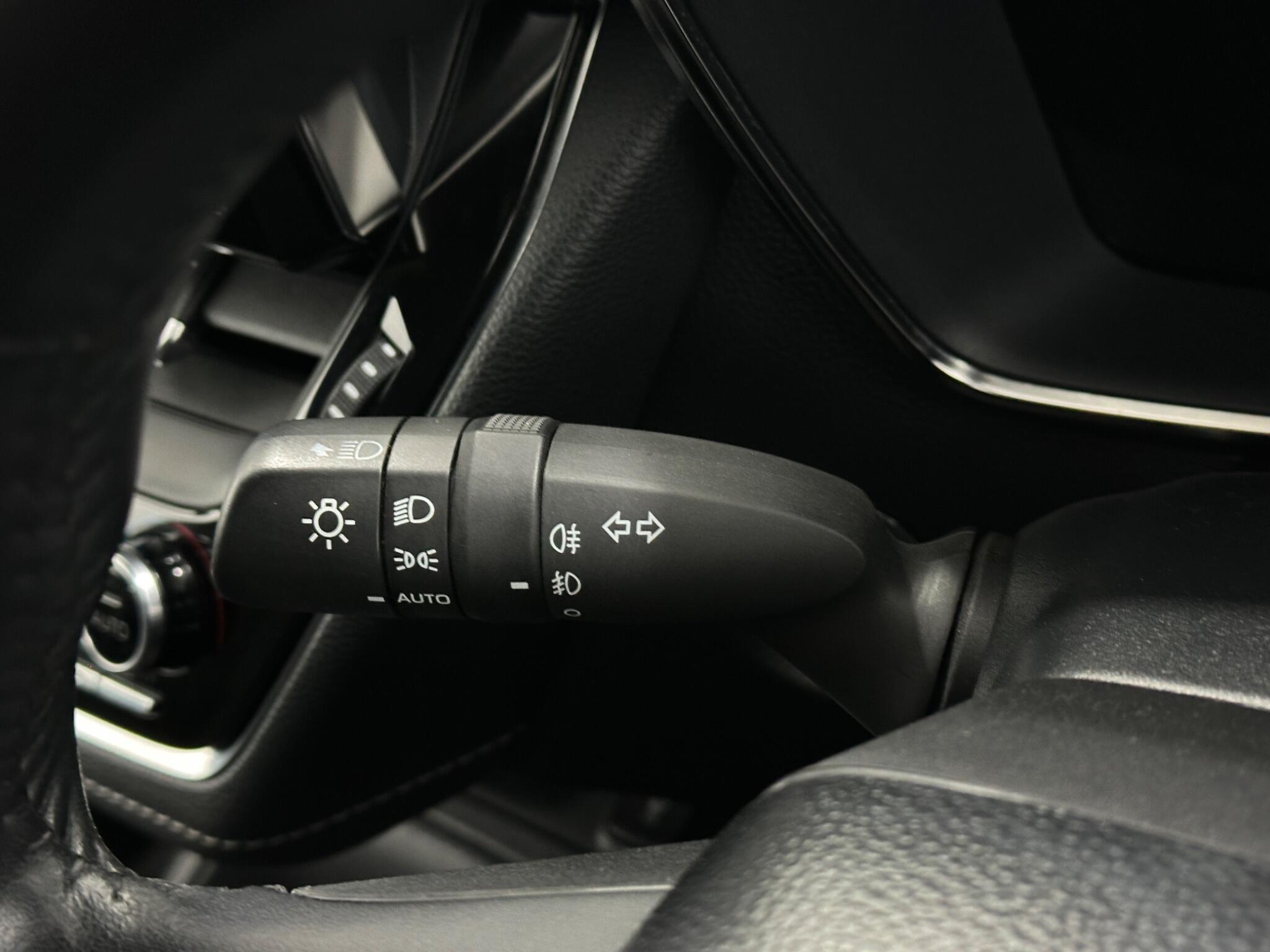 Toyota Corolla view 14