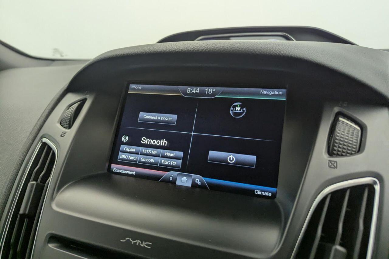 Ford Focus view 17