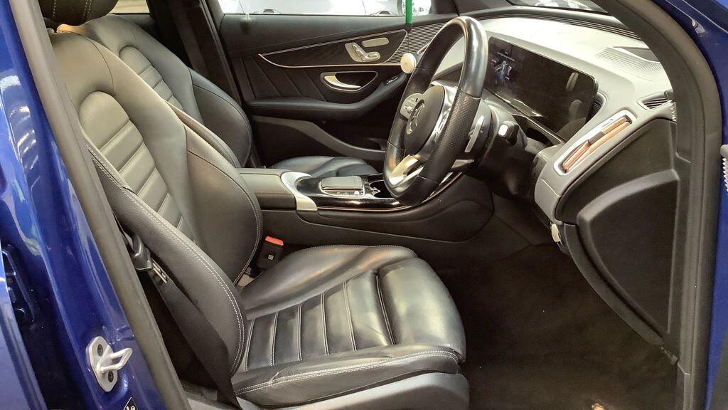 Mercedes-Benz Eqc view 9