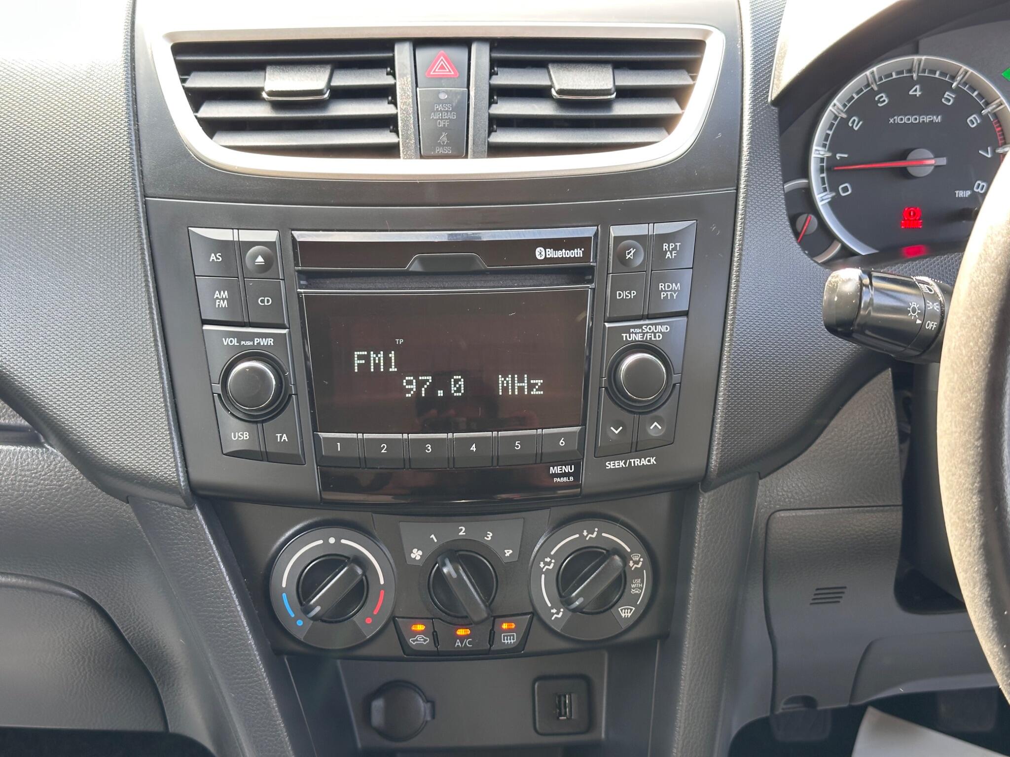 Suzuki Swift view 37