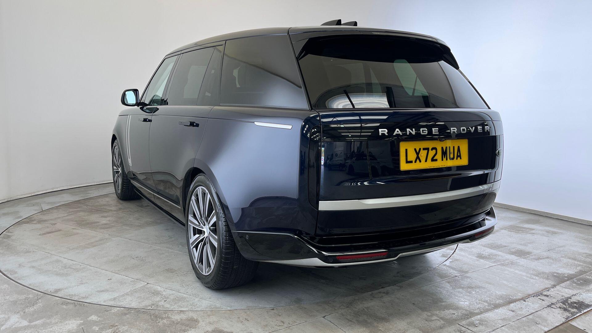 Land Rover Range Rover view 32