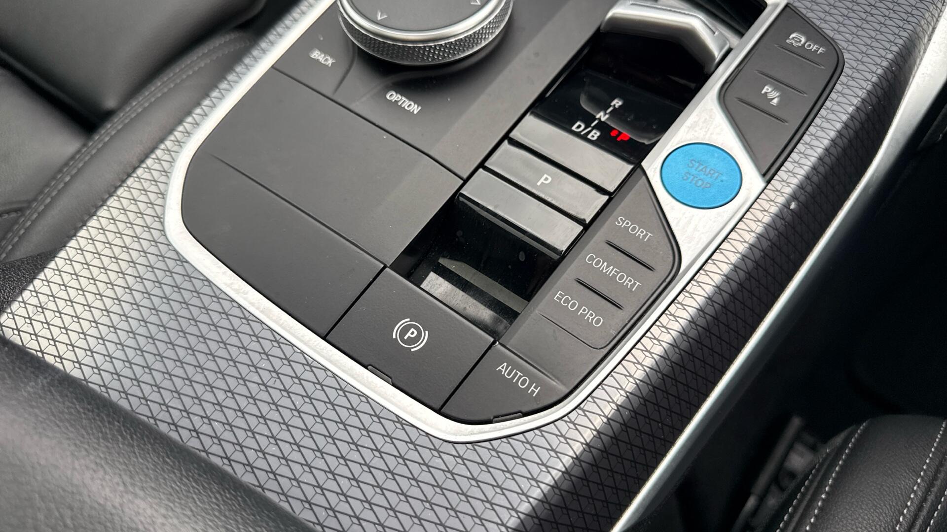 BMW i4 view 52