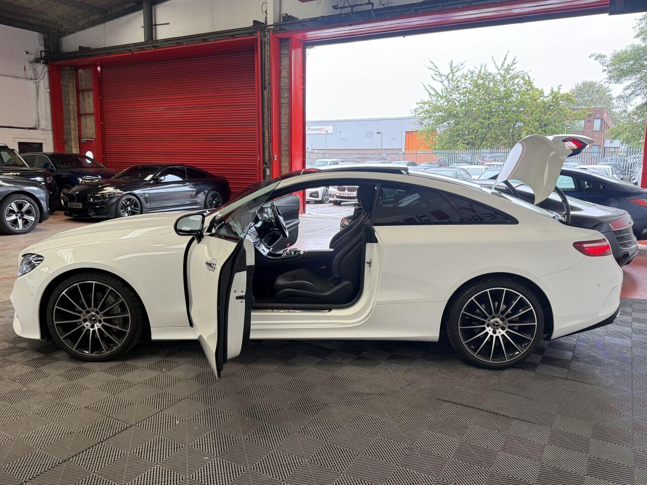 Mercedes-Benz E Class view 13