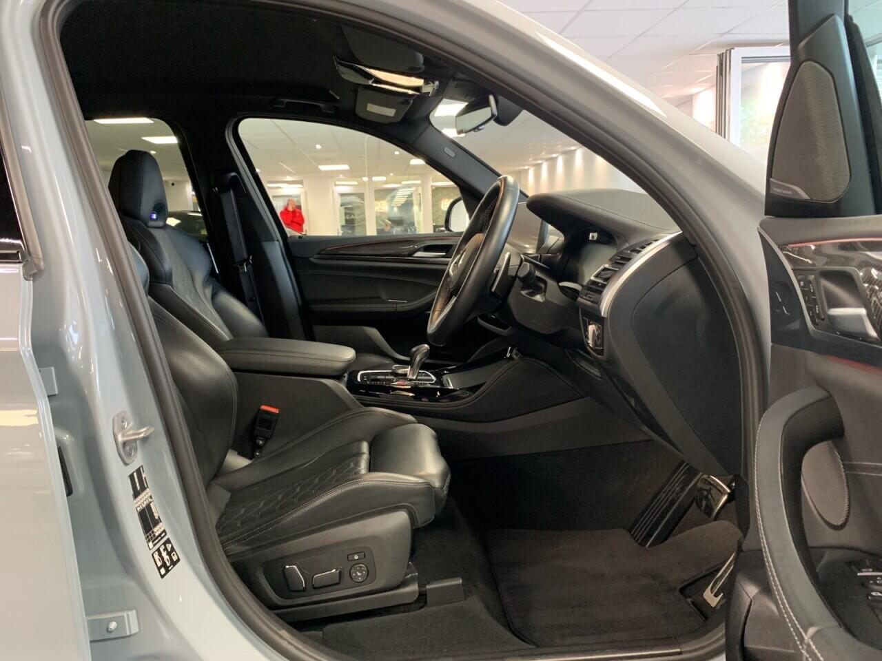 BMW X3 M view 20